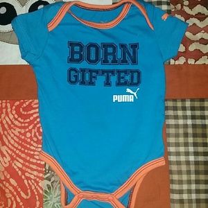 Baby boys Puma onsie. 🐅